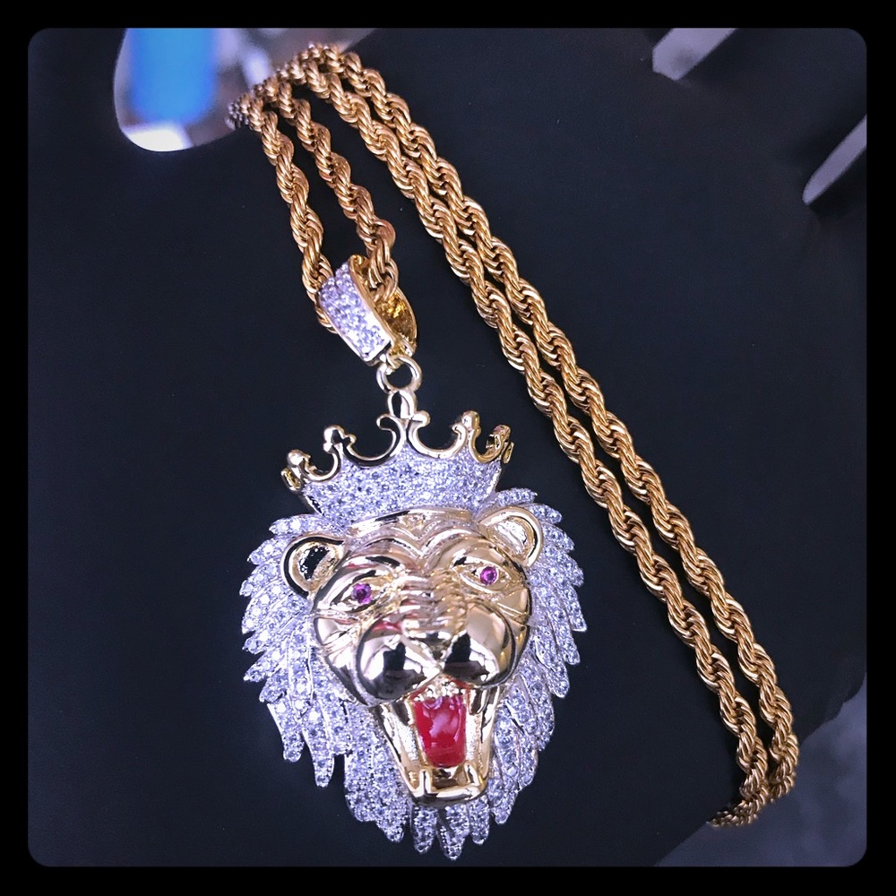 Men’s 1.5ct Diamond Iced out Lion Head Pendant set